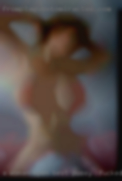 A woman open best pussy to fucked to adventures.
