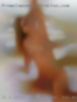 I'm a discreet sex in Bay area young latino guy looking for fun.